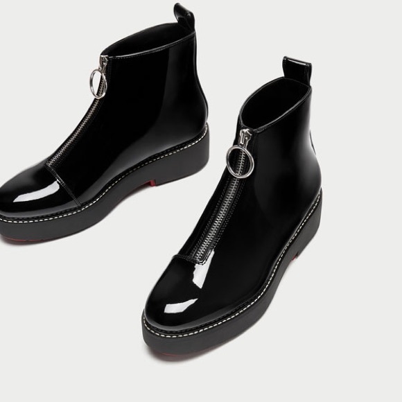 black ring pull zip front patent ankle boot